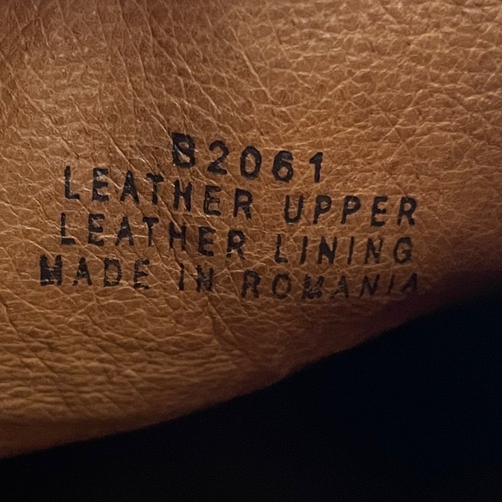 Steve Madden Dover ankle Chelsea boots bootie Leather Suede Neutral Pull On Work - Picture 7 of 13
